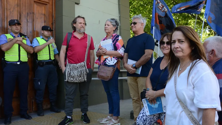 El gobierno neuquino presentó otra oferta salarial a ATEN: ¿qué pasó?