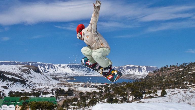 Temporada de nieve 2025: con descuentos, el primer centro de esquí que abre este finde largo en Neuquén