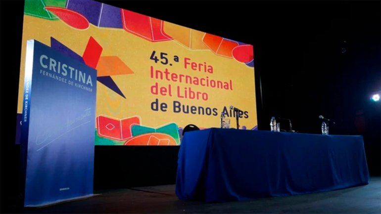 ¿Qué figuras políticas y famosos dijeron presente en la presentación de Sinceramente?