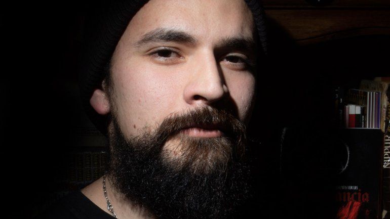 San Martín tiene a su poeta maldito y metalero