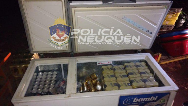 La Policía encontró una gran cantidad&nbsp; de latas de cerveza y de bebidas energizantes.&nbsp;