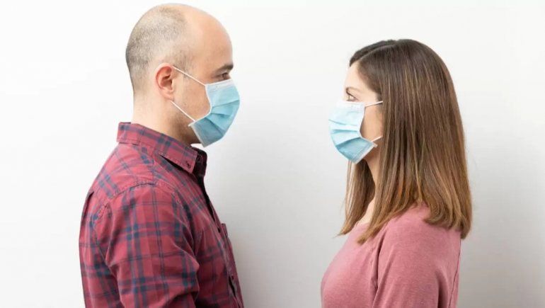 Covid-19: ¿Por qué los hombres se vacunan menos que las mujeres?