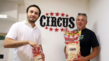 Pochoclos Circus (1).jpg