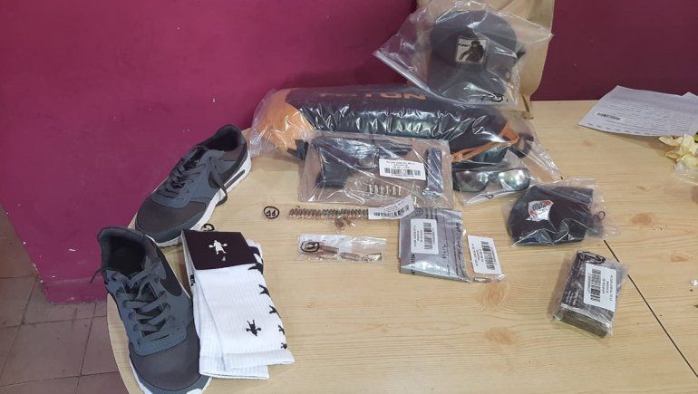 La Policía realizó exitosos allanamientos en Cutral Co, en el marco de la investigación por el robo realizado en las oficinas de Tarjeta Naranaja.