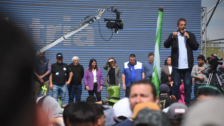 Sergio Massa en Cipolletti: uno por uno, los políticos neuquinos que asistirán al acto