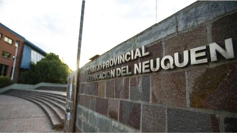 Polémica en Neuquén: restituyen al director acusado de acoso sexual en una escuela