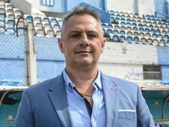 estallo el presidente de un club contra sus jugadores: desde no les quiero dar agua ni jabon hasta vamos a traer un arquero con manos estallo el presidente de un club contra sus jugadores: desde no les quiero dar agua ni jabon hasta vamos a traer un arquero con manos