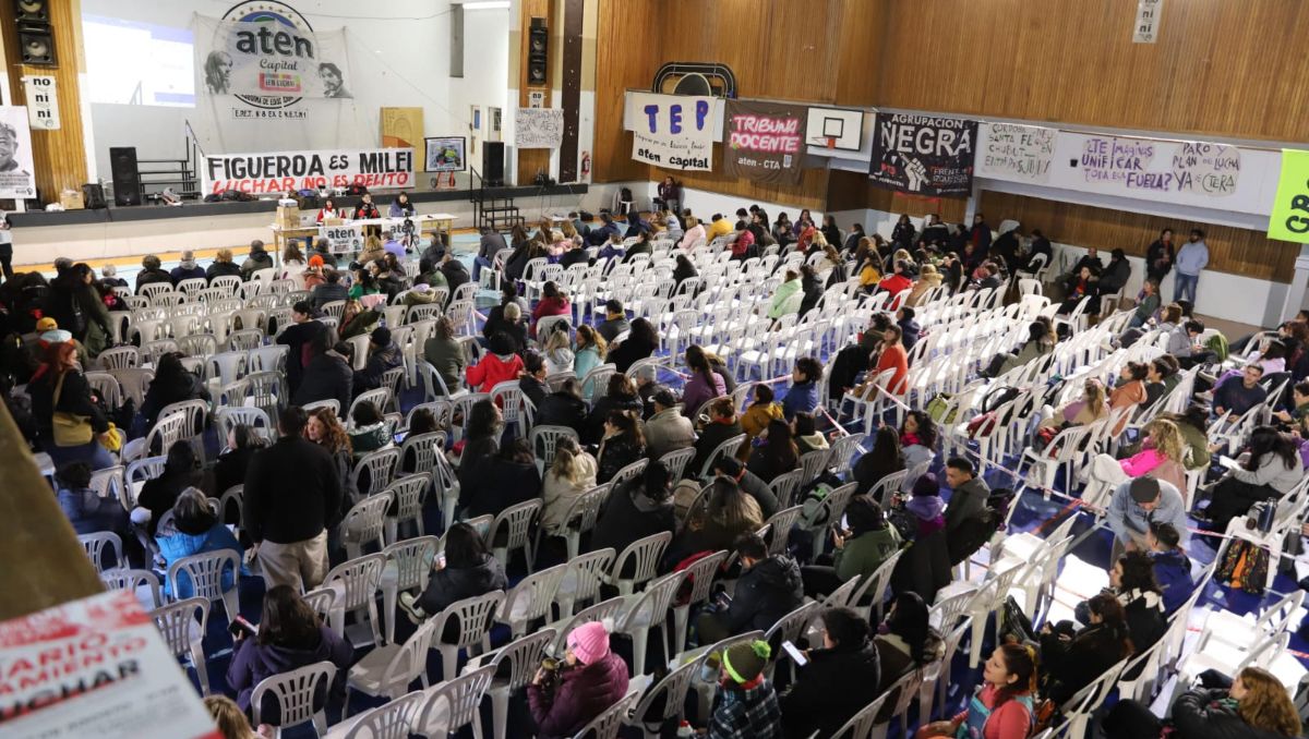 Tercer día de paro: en asambleas