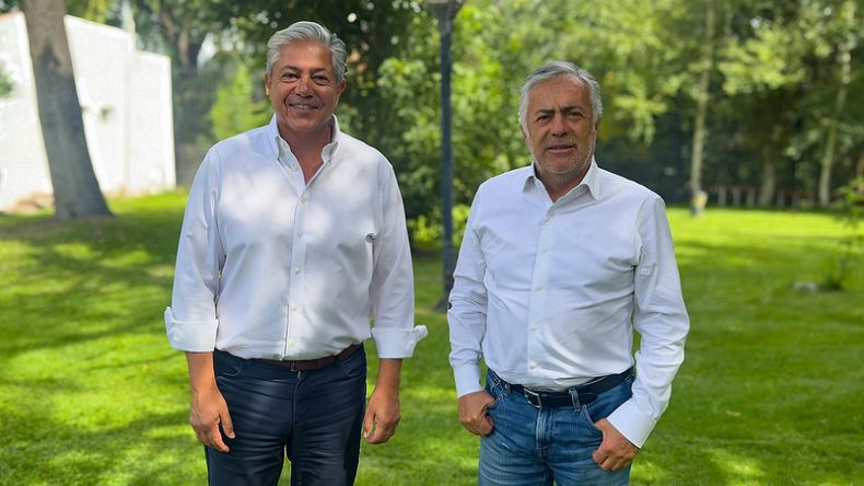 Rolando Figueroa y una reunión estrátegica con Cornejo.