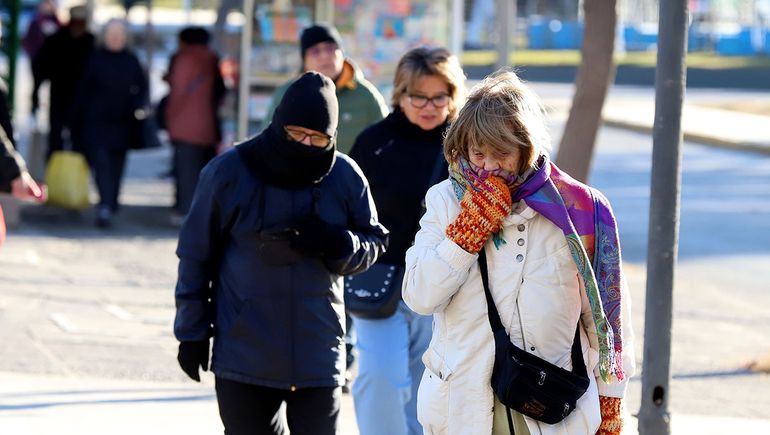 Frío bajo cero en Neuquén: día por día, así serán las temperaturas