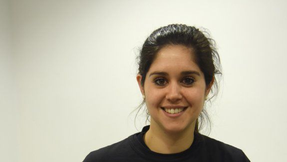 La magia de la fotografía logró juntar a Daniela y a Teo en una misma foto.Es la imagen que ilustra el libro La lágrima que derritió la nieve, que será presentado en septiembre.