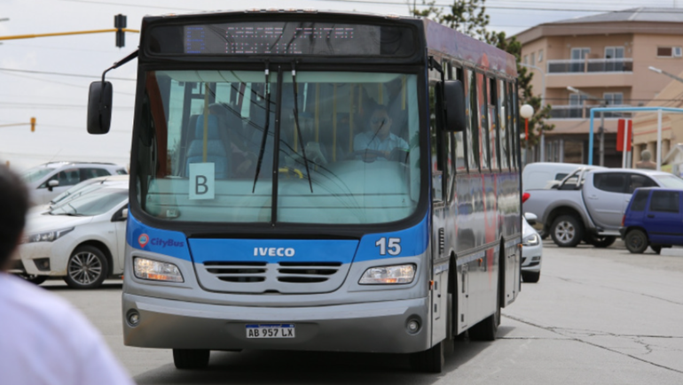 El servicio de wifi gratuito ya se ofrece en dos colectivos y irán sumando más hasta cubrir toda la flota. El servicio de wifi gratuito ya se ofrece en dos colectivos y irán sumando más hasta cubrir toda la flota. 