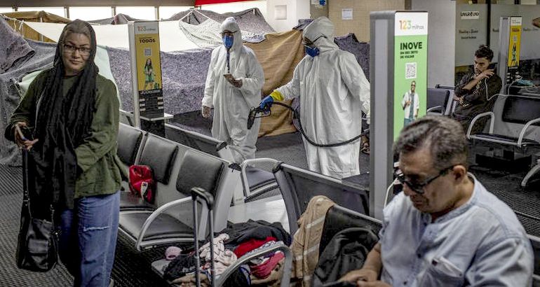 El área de espera colapsada en el aeropuerto de San Pablo. El área de espera colapsada en el aeropuerto de San Pablo.