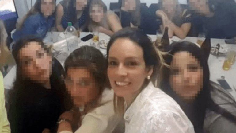 Denuncian que la mujer que mató a su novio rompió la domiciliaria