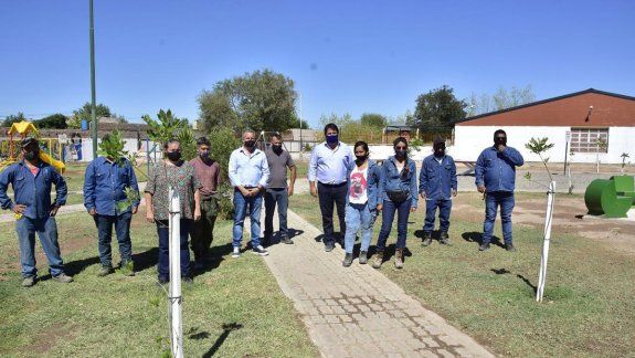 San Lorenzo: la Muni transformó un baldío en un espacio verde