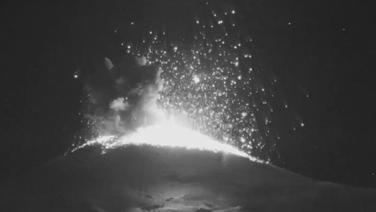 Alerta por la explosión en el Volcán Villarrica: ¿puede afectar a Neuquén?