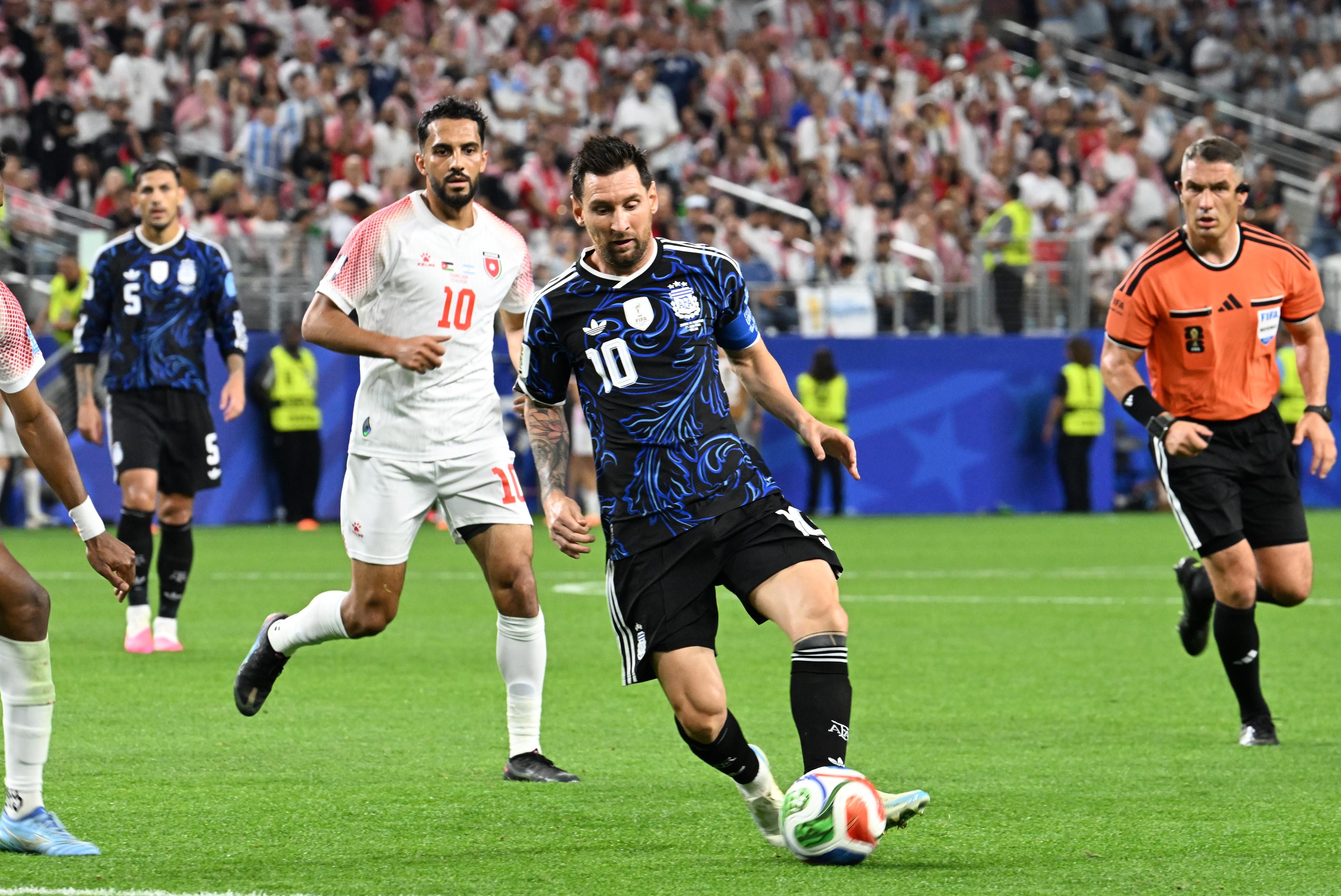 Árbitro designado para el partido de Argentina y Cabo Verde