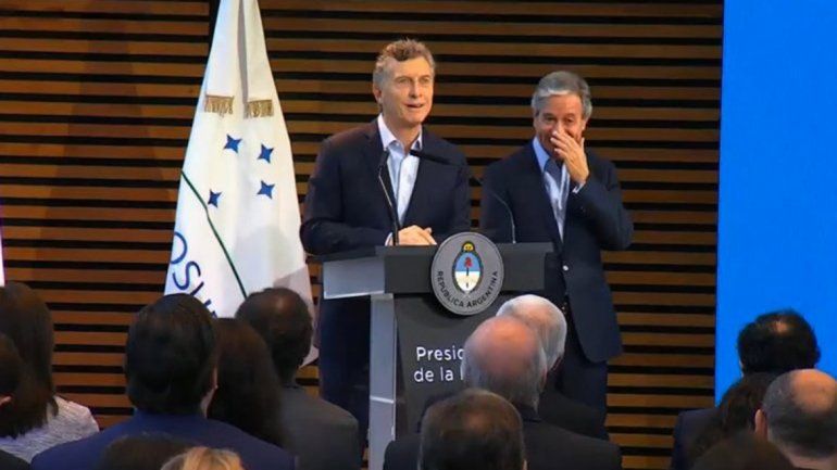 Macri escrachó a los abuelos de un hogar: Baten récords de páginas porno