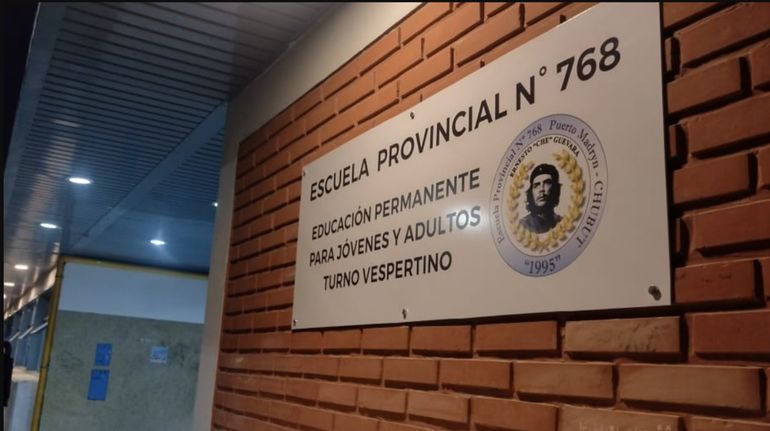 Tanto las autoridades de la Escuela 768 como la policía dijeron que es la primera vez que se da una episodio tan violento en un establecimiento educativo de Puerto Madryn. Tanto las autoridades de la Escuela 768 como la policía dijeron que es la primera vez que se da una episodio tan violento en un establecimiento educativo de Puerto Madryn.