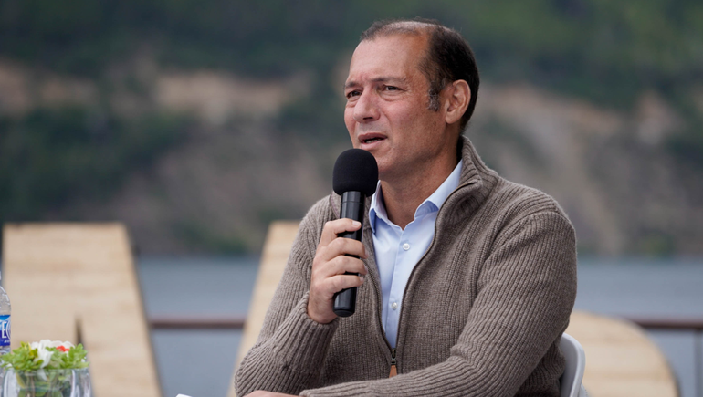 El ataque a CFK: qué dijo el gobernador Omar Gutiérrez