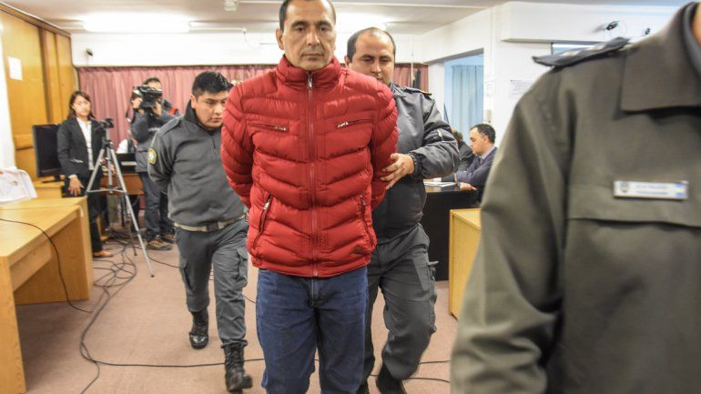 A la izquierda