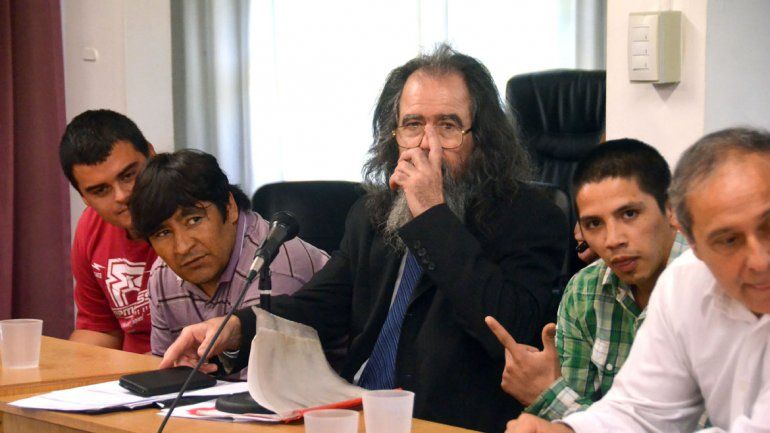 De izq. a dcha.: Aaron Lizama