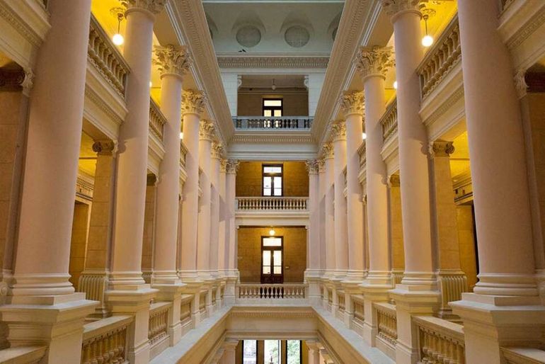 Al empleado acusado de abuso sexual se le tomará declaración indagatoria este martes. Al empleado acusado de abuso sexual se le tomará declaración indagatoria este martes.