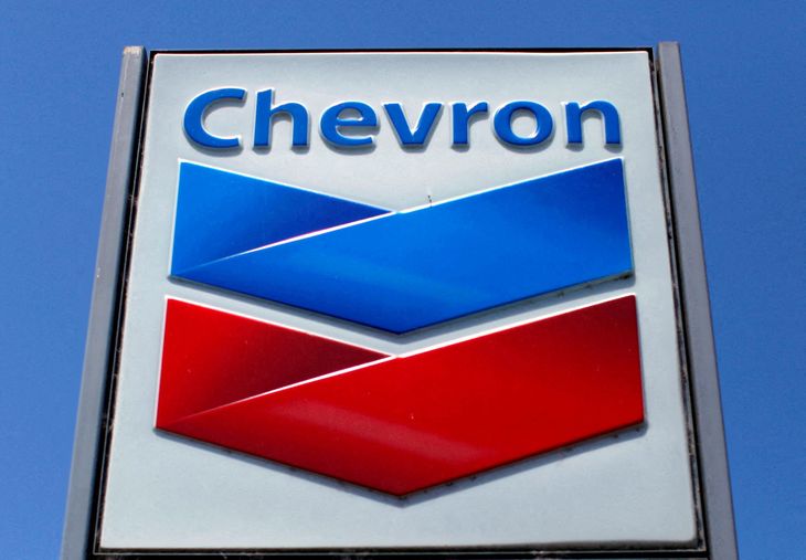 Chevron pretende invertir más del 75% de su presupuesto de producción en las cuencas shale de Estados Unidos, el Golfo de México, el Mediterráneo oriental, Guyana, Australia y Kazajistán. REUTERS/Mike Blake Chevron pretende invertir más del 75% de su presupuesto de producción en las cuencas shale de Estados Unidos, el Golfo de México, el Mediterráneo oriental, Guyana, Australia y Kazajistán. REUTERS/Mike Blake
