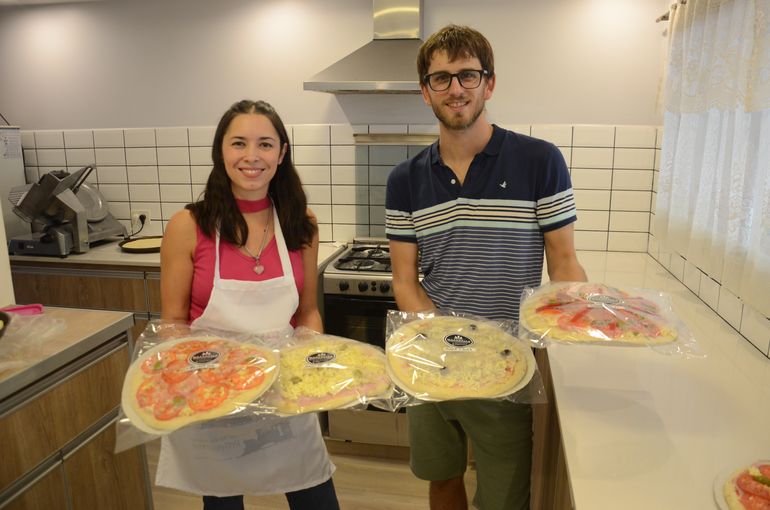 La pareja que dejó el petróleo para vender sus pizzas caseras