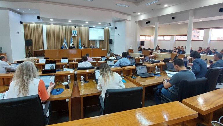 La última sesión del Concejo Deliberante con la composición actual. La última sesión del Concejo Deliberante con la composición actual.