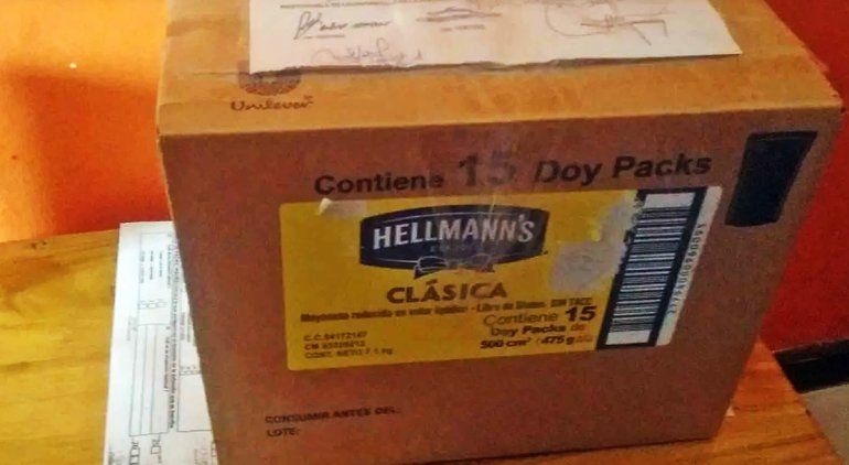 Le entregaron los restos de su abuelo en una caja de mayonesa