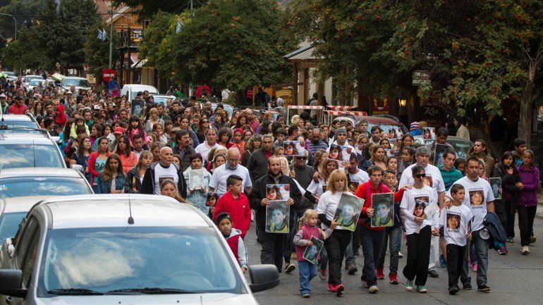 Marcharon para pedir justicia por los niños muertos al caer un árbol