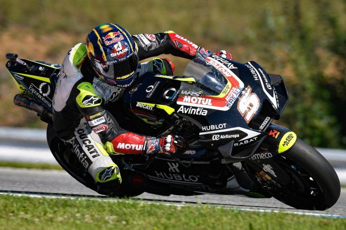 Johann Zarco logr&oacute; su sexta pole position dentro del Moto GP y le dio la primera a la Ducati del Reale Avintia Racing.