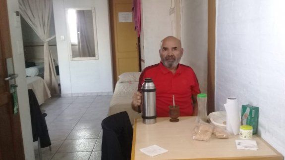 Regresaron de Neuquén a San Juan pero no los dejan ir a su casa