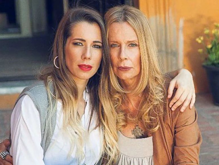 María Valenzuela y su hija Malena. María Valenzuela y su hija Malena. 