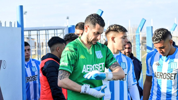 el neuquino gabriel arias volvio a atajar despues de 231 dias: estoy muy feliz el neuquino gabriel arias volvio a atajar despues de 231 dias: estoy muy feliz