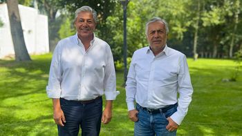 Rolando Figueroa y una reunión estrátegica con Cornejo. Rolando Figueroa y una reunión estrátegica con Cornejo.