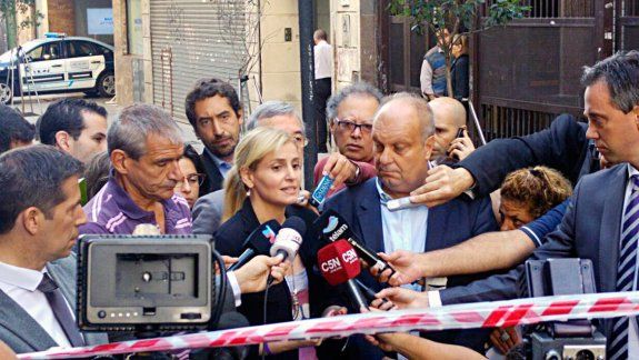 Autoridades de Radio Nacional, ayer, brindando detalles del hecho.