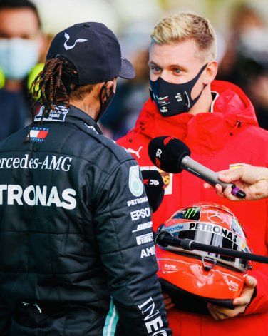 Lewis Hamilton igualó el record de Michael Schumacher como el más ganador de la Fórmula 1 y manifestó sus sensaciones ante este hecho histórico.