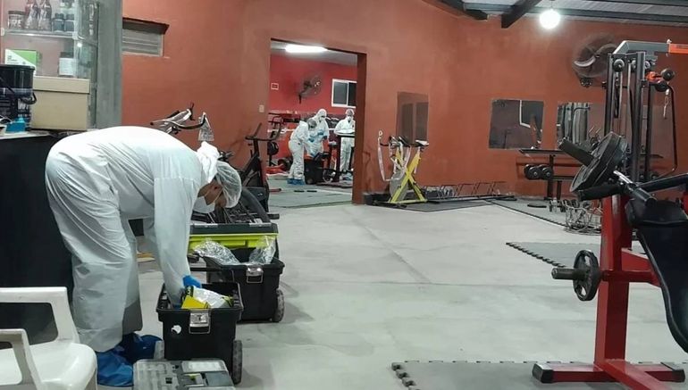 Tras el femicidio, el asesino se suicidó. Tras el femicidio, el asesino se suicidó.