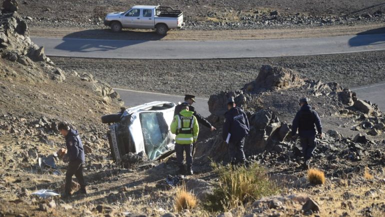 Murió un joven en un vuelco: investigan si fue en una picada