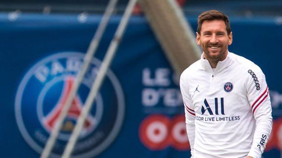 Lionel Messi debuta en Champions con la camiseta del PSG.