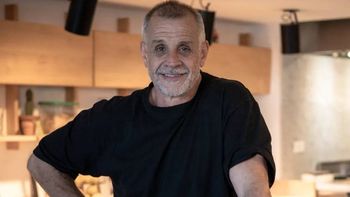 Christian Petersen continúa internado en el Hospital Alemán, a la espera de nuevos estudios de alta complejidad. Christian Petersen continúa internado en el Hospital Alemán, a la espera de nuevos estudios de alta complejidad.