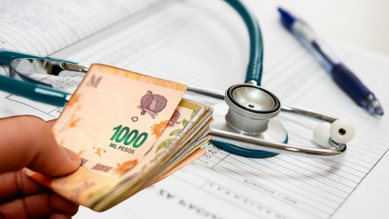 Tras conocerse la inflación de junio en 1,6%, las empresas de medicina prepaga informaron un nuevo aumento en sus cuotas mensuales. Tras conocerse la inflación de junio en 1,6%, las empresas de medicina prepaga informaron un nuevo aumento en sus cuotas mensuales.