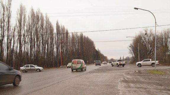 Piden que la Ruta 22 se convierta en una avenida