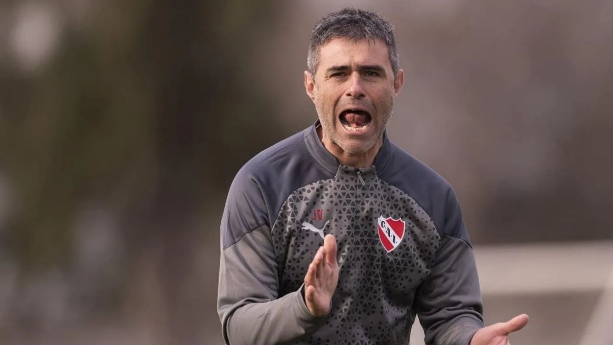 Julio Vaccari, DT de Independiente