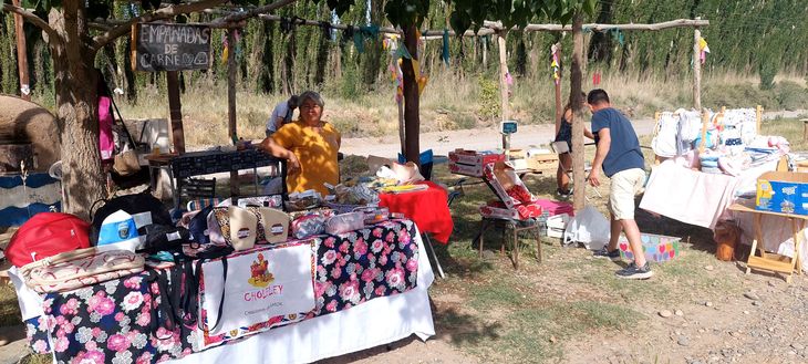 La feria funciona todos los sábados en China Muerta. Foto: gentileza. La feria funciona todos los sábados en China Muerta. Foto: gentileza.