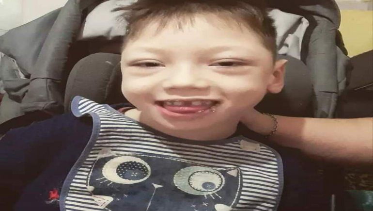 Piden que 5 mil personas donen $300 para ayudar a un niño