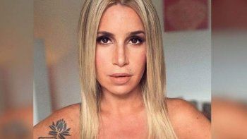 florencia pena al desnudo y empoderada: duena de mi cuerpo florencia pena al desnudo y empoderada: duena de mi cuerpo