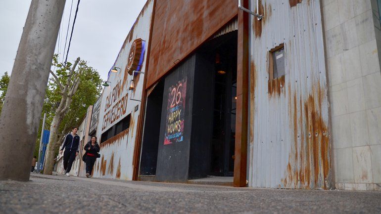 Barretero se alzó con $30 mil de una cervecería céntrica